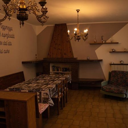 Da Zia Maria Casa Vacanze Monasterolo del Castello 外观 照片
